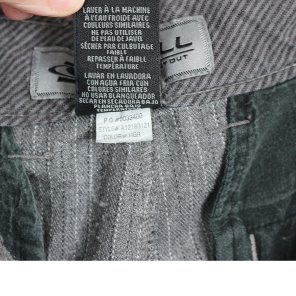 O'NEILL Men's Charcoal Gray Stripe Casual‎ Shorts Size 32 - Picture 6 of 8